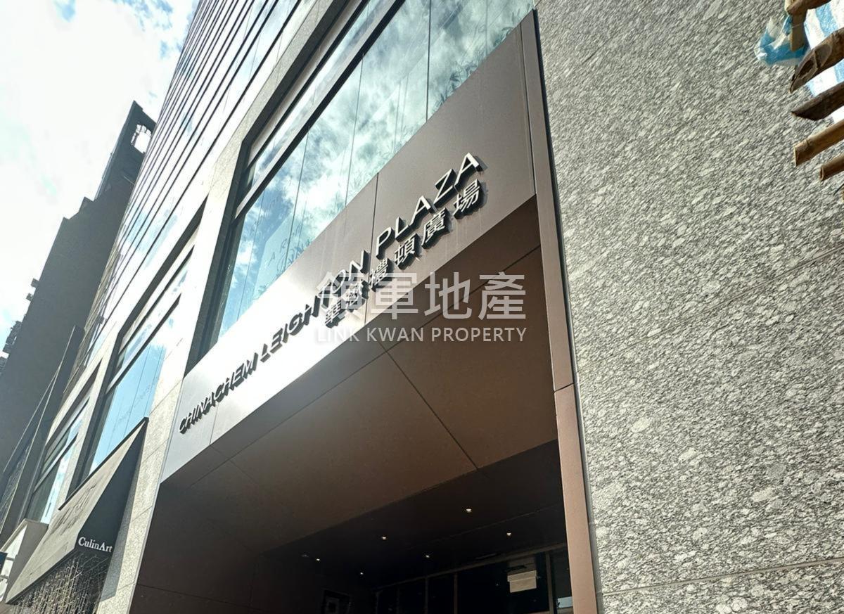 Building28